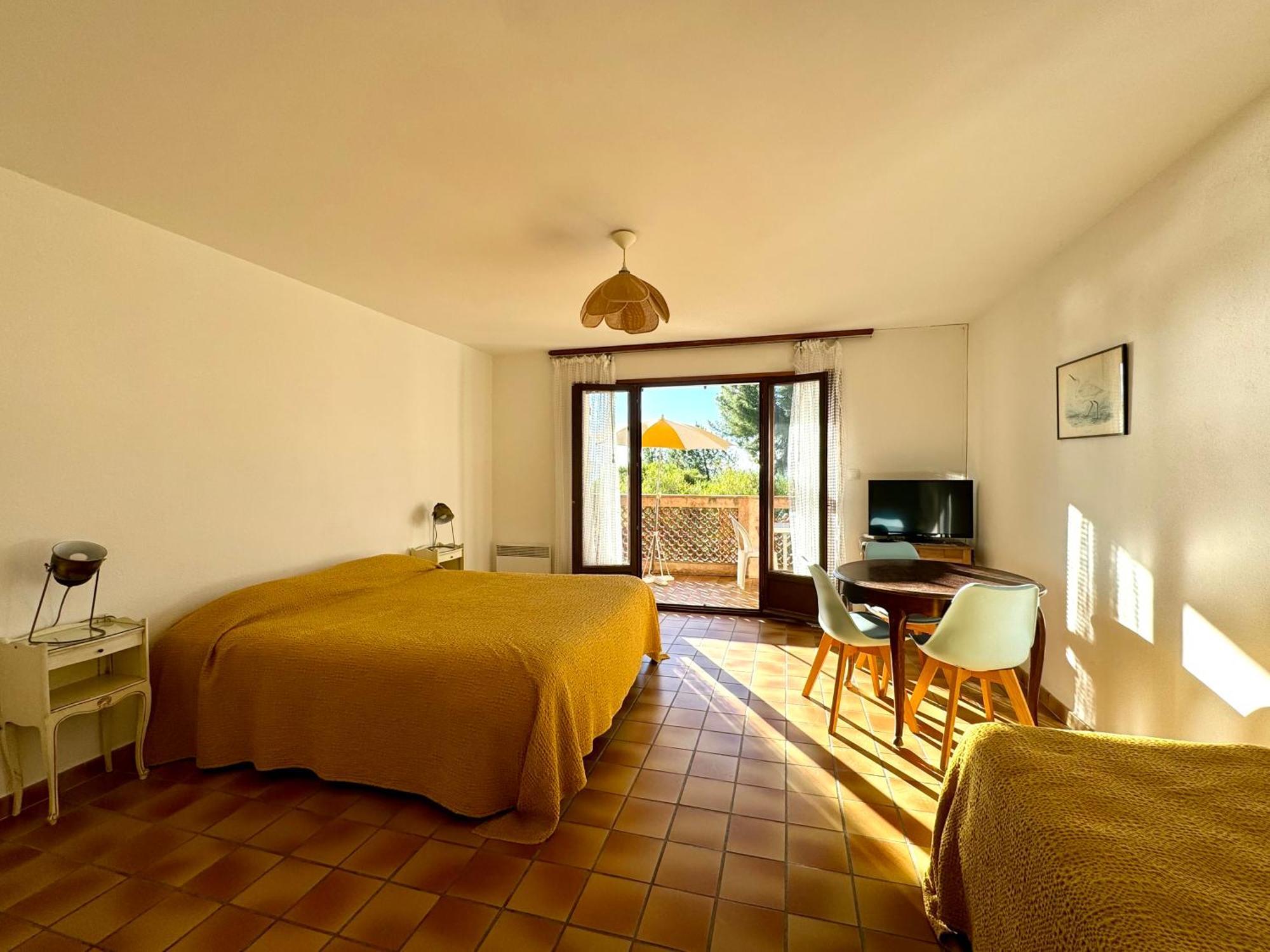 Résidence le Provençal Hyères Exterior foto